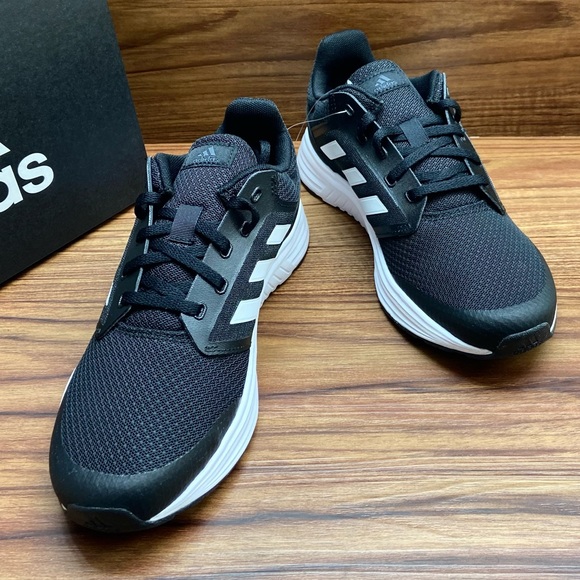 🆕 Adidas Galaxy 5 Cloudfoam Running Shoes - Picture 3 of 15